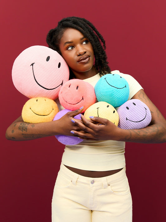 Smiley Kuscheltier Cord in Dunkelviolett von Bon Ton Toys – 13 cm, recycelter Plüsch, Frau, Nohna