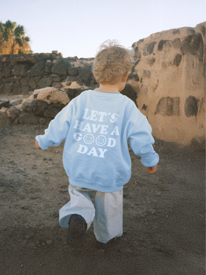 GOOD DAY Sweatshirt Baby & Kids in Pastellblau mit Statement-Print - Rückansicht Junge – Nohna