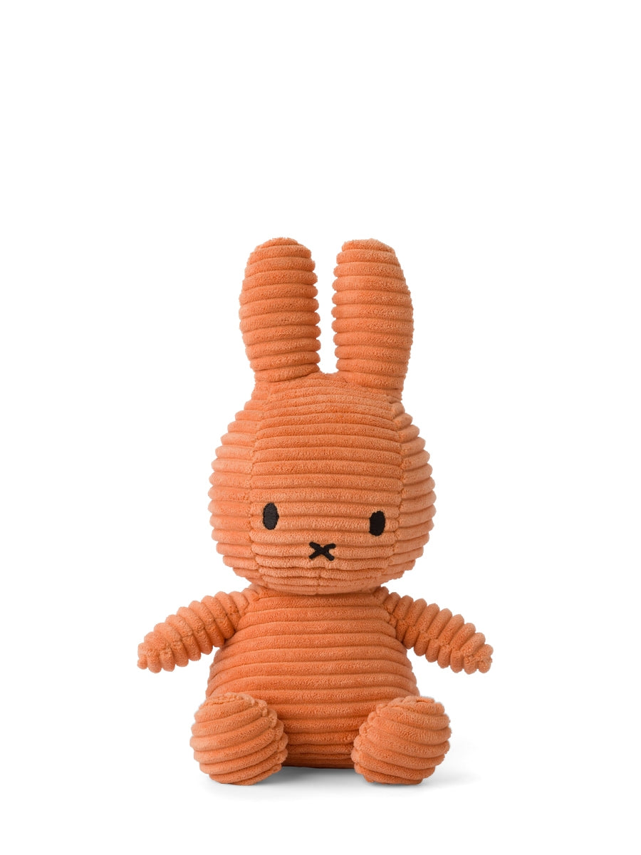 Miffy Kuscheltier Cord in Pumpkin von Bon Ton Toys – 23 cm, recycelter Plüsch, Nohna