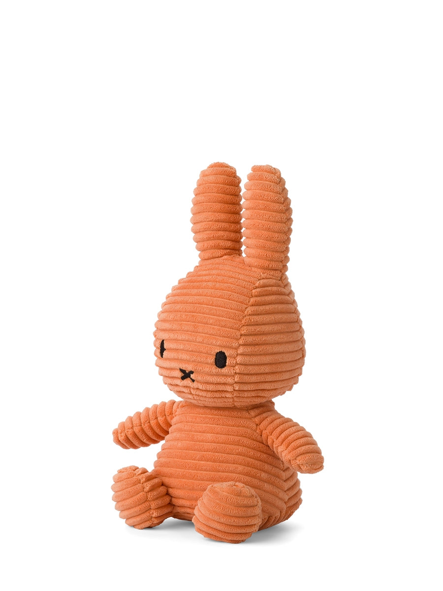 Miffy Kuscheltier Cord in Pumpkin von Bon Ton Toys – 23 cm, recycelter Plüsch, Seitenansicht, Nohna