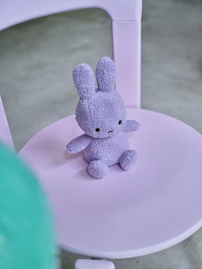 Miffy Kuscheltier Terry in Lila von Bon Ton Toys – 23 cm, Plüsch, Nohna