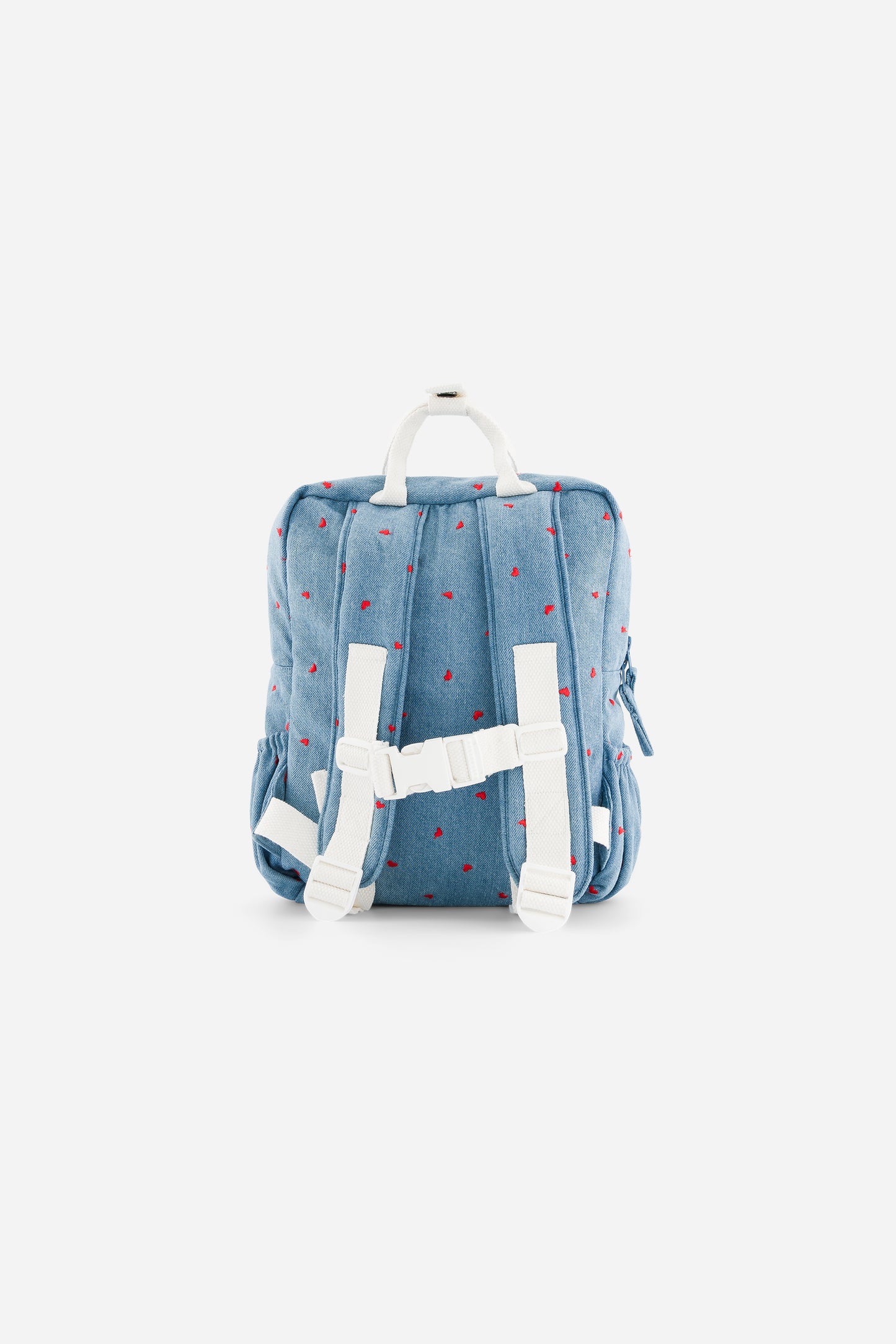 Kinderrucksack Boom Badaboom in Denim mit roten Herzen von Chamaye – Rückansicht - Nohna