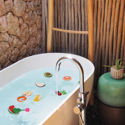 Beißring Kokosnuss von Oli & Carol aus Naturkautschuk - Badewanne – Nohna