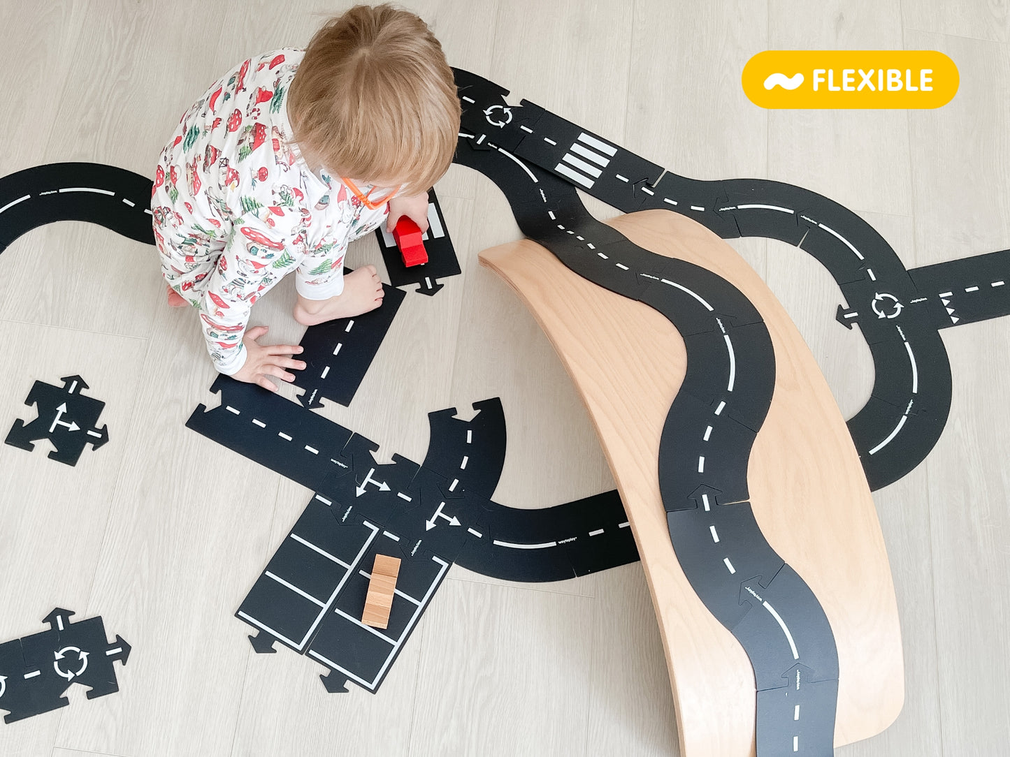 King of the Road flexible Spielstraße von waytoplay – 40 Teile, 6,5 m - flexibel -Nohna